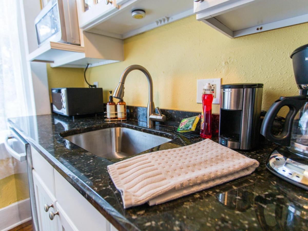 Apartmán Linda'S On Lincoln Savannah Exteriér fotografie
